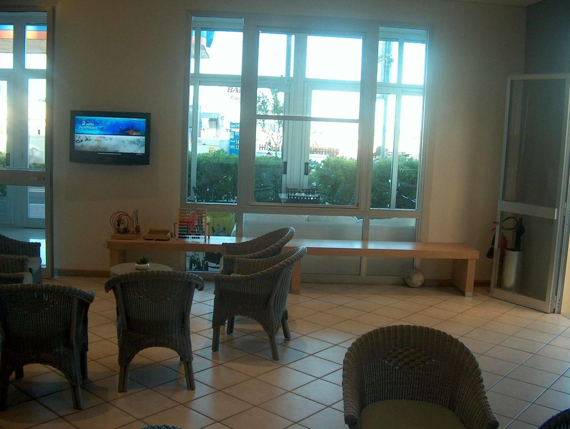 Hotel Trevi Bellaria-Igea Marina Extérieur photo