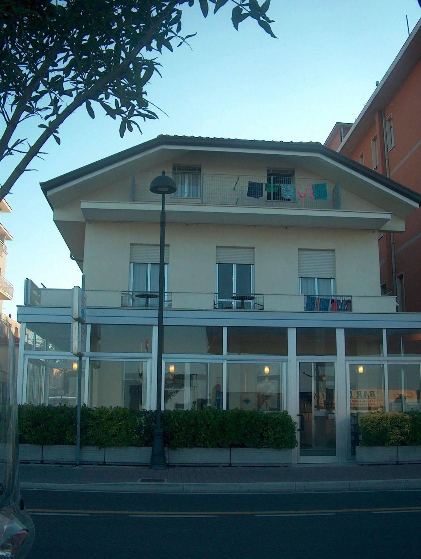 Hotel Trevi Bellaria-Igea Marina Extérieur photo